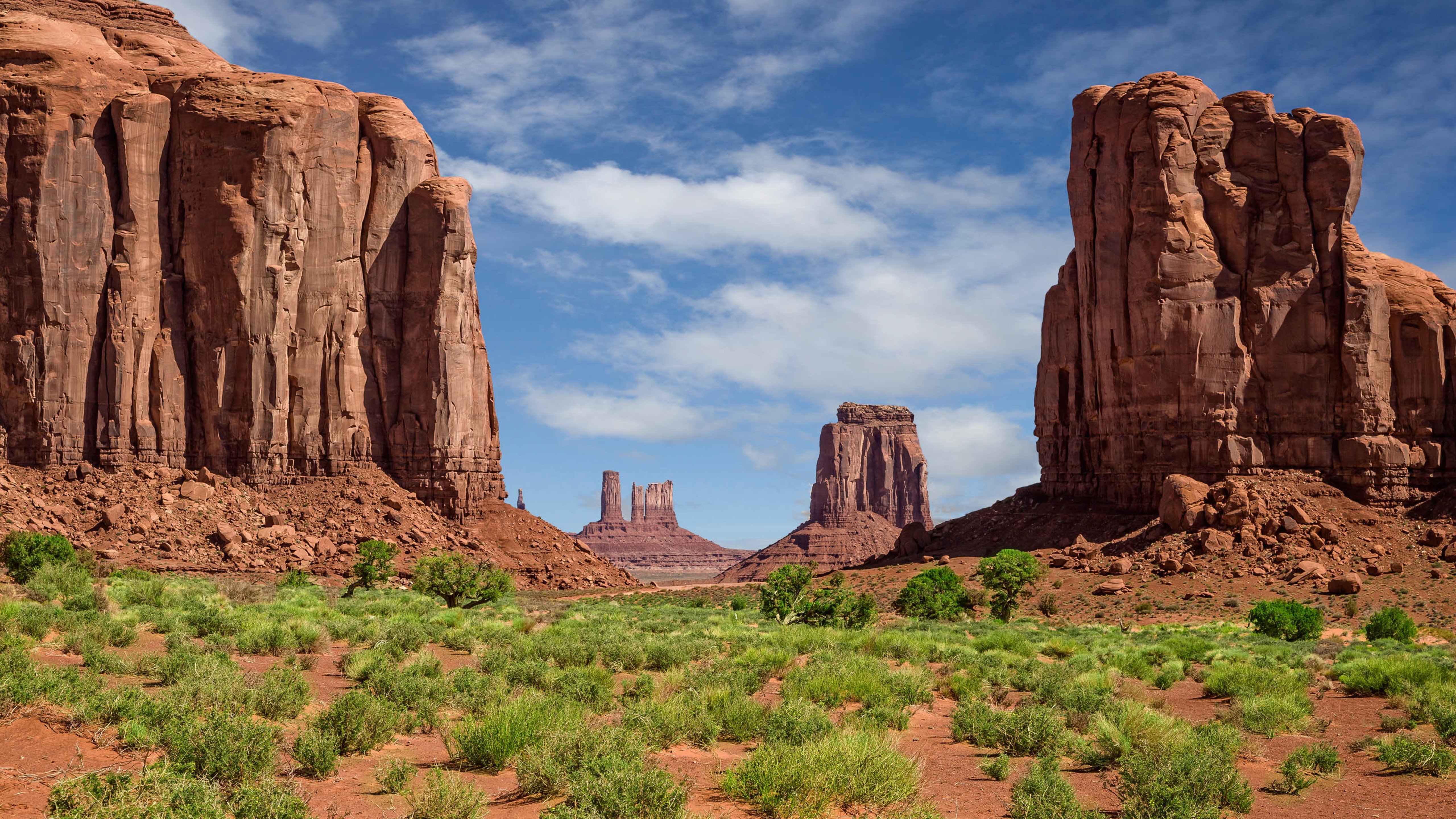 巨石,泥土,荒野