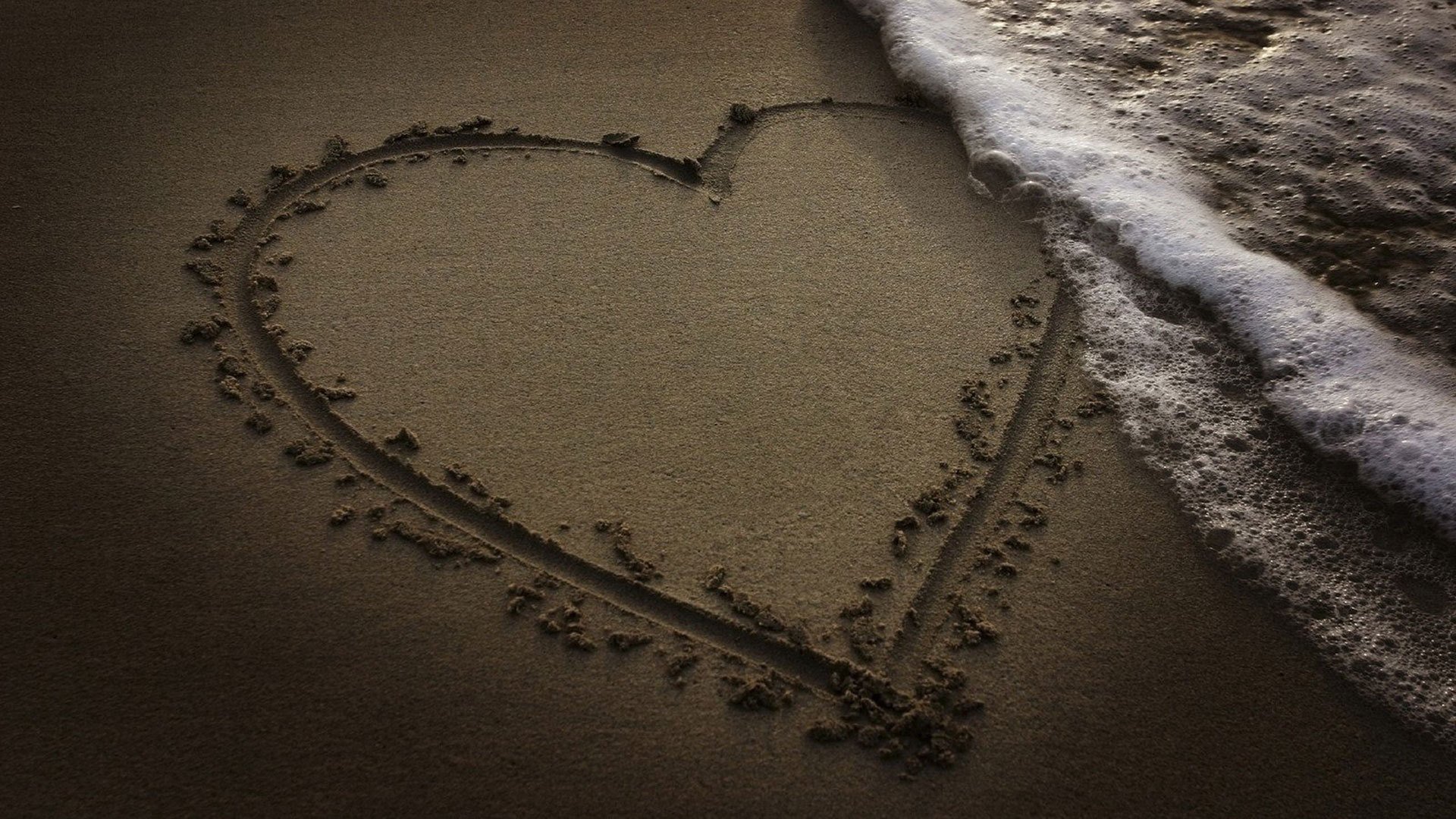 心动创意,爱心,沙滩