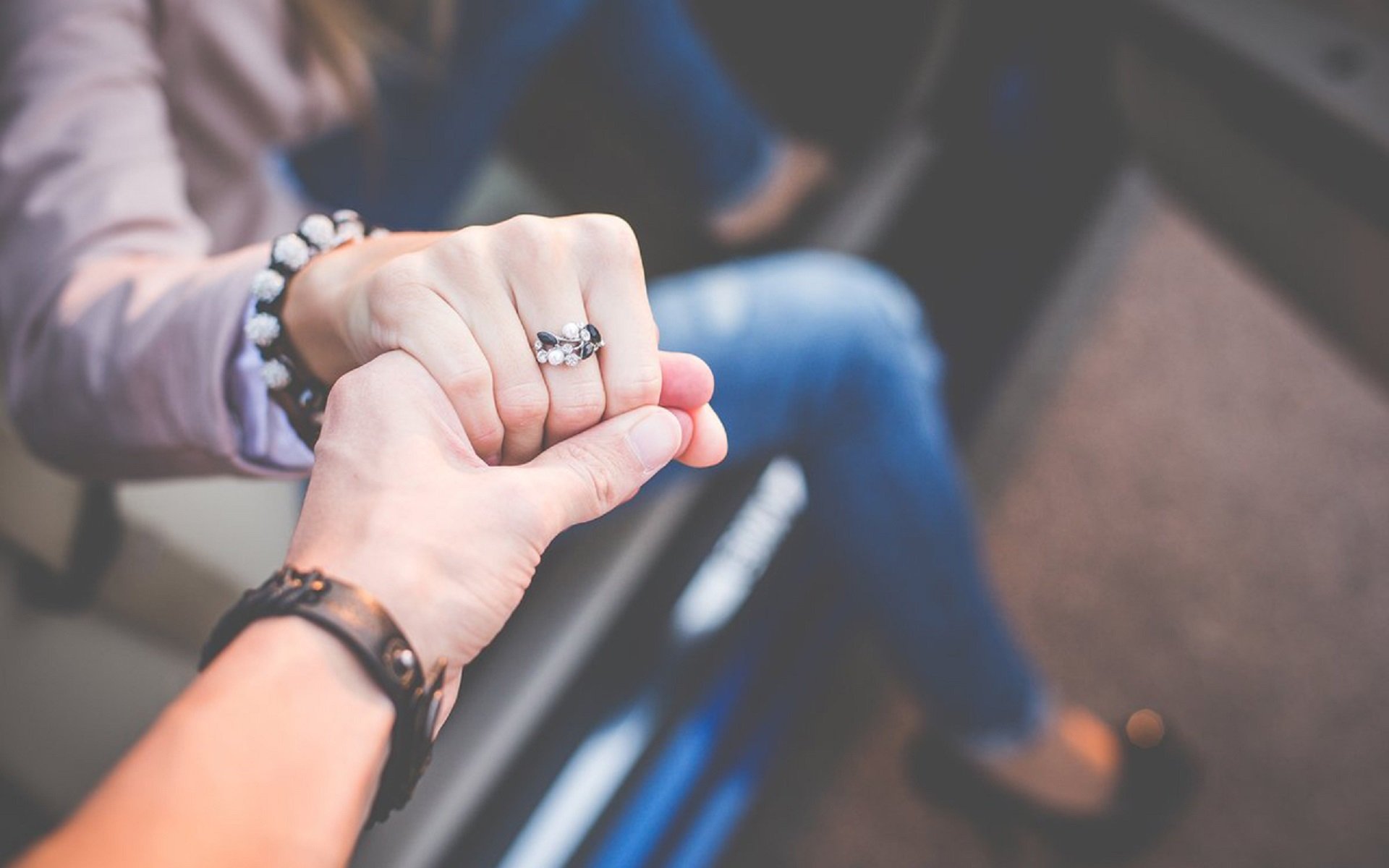 唯美温馨,情侣,牵手,戒指