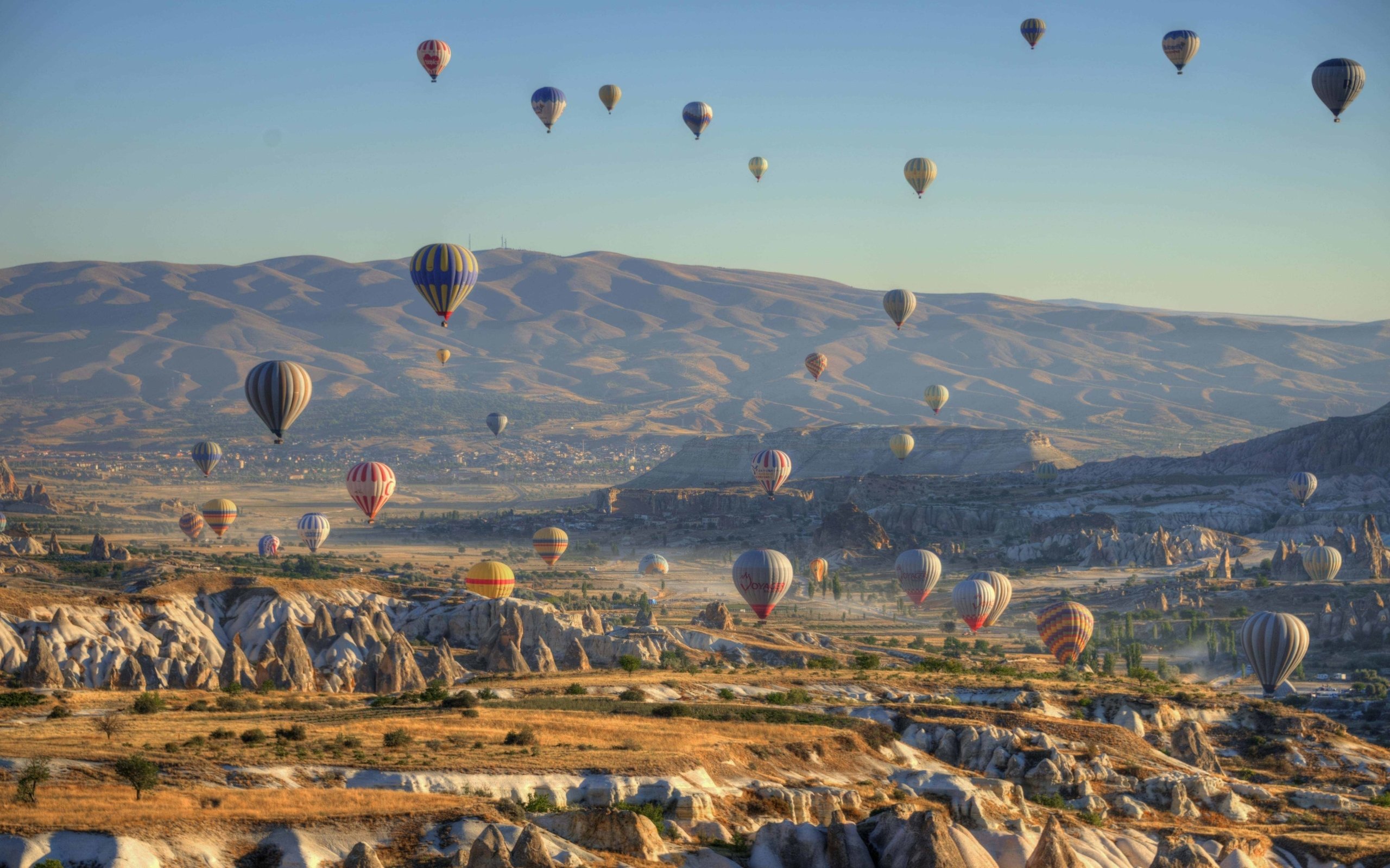 自然风光,热气球,山丘