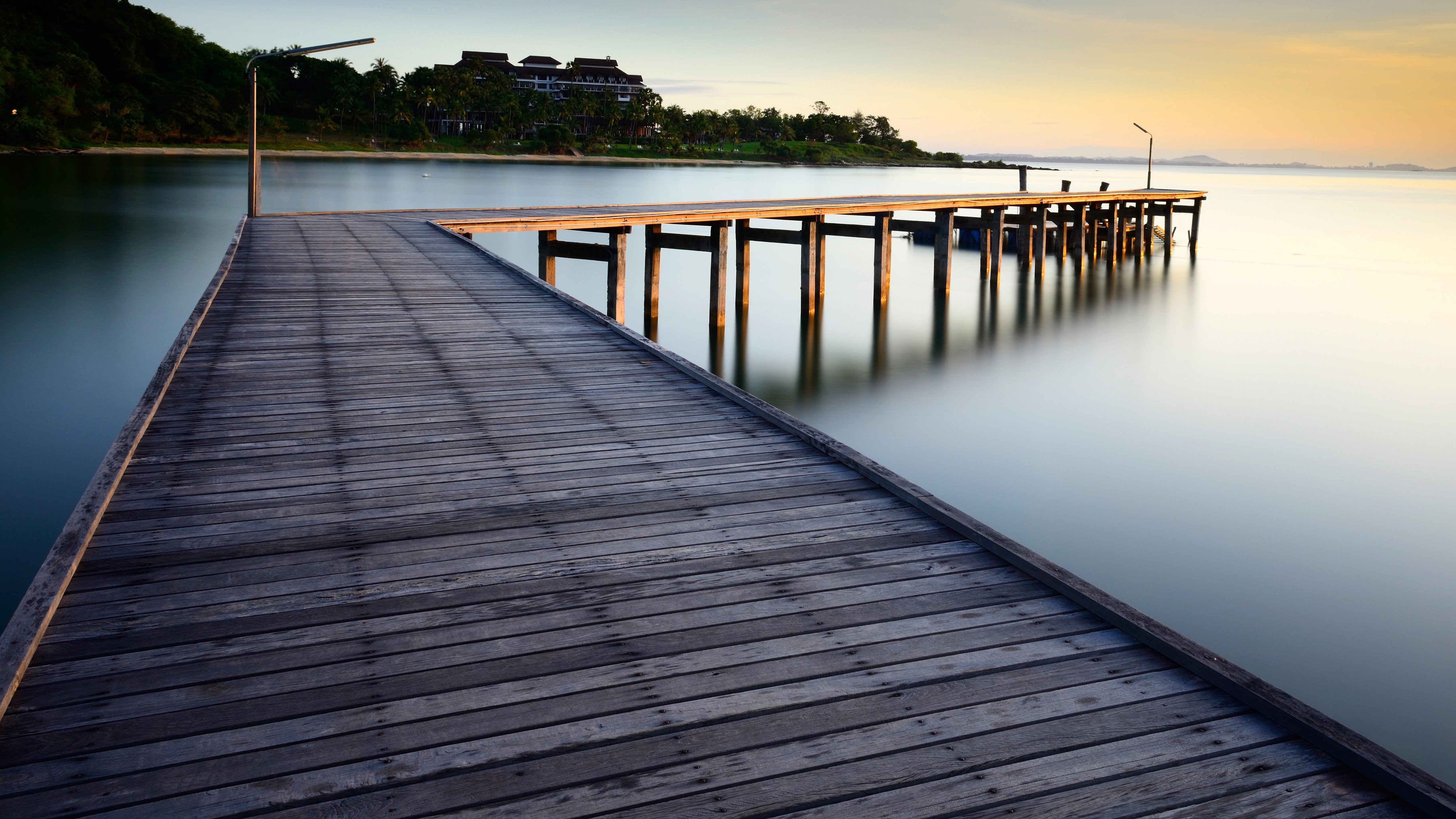 湖水,木桥,小岛,别墅,建筑