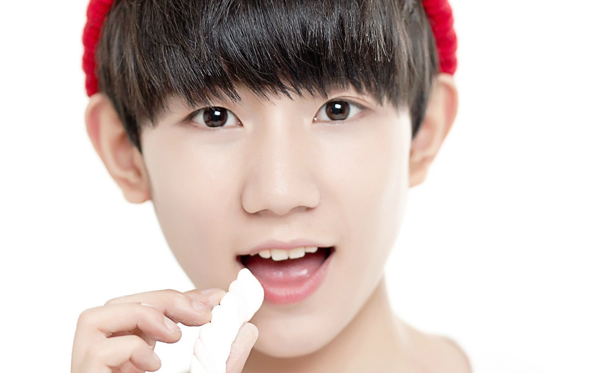 内地明星,TFBOYS,王源