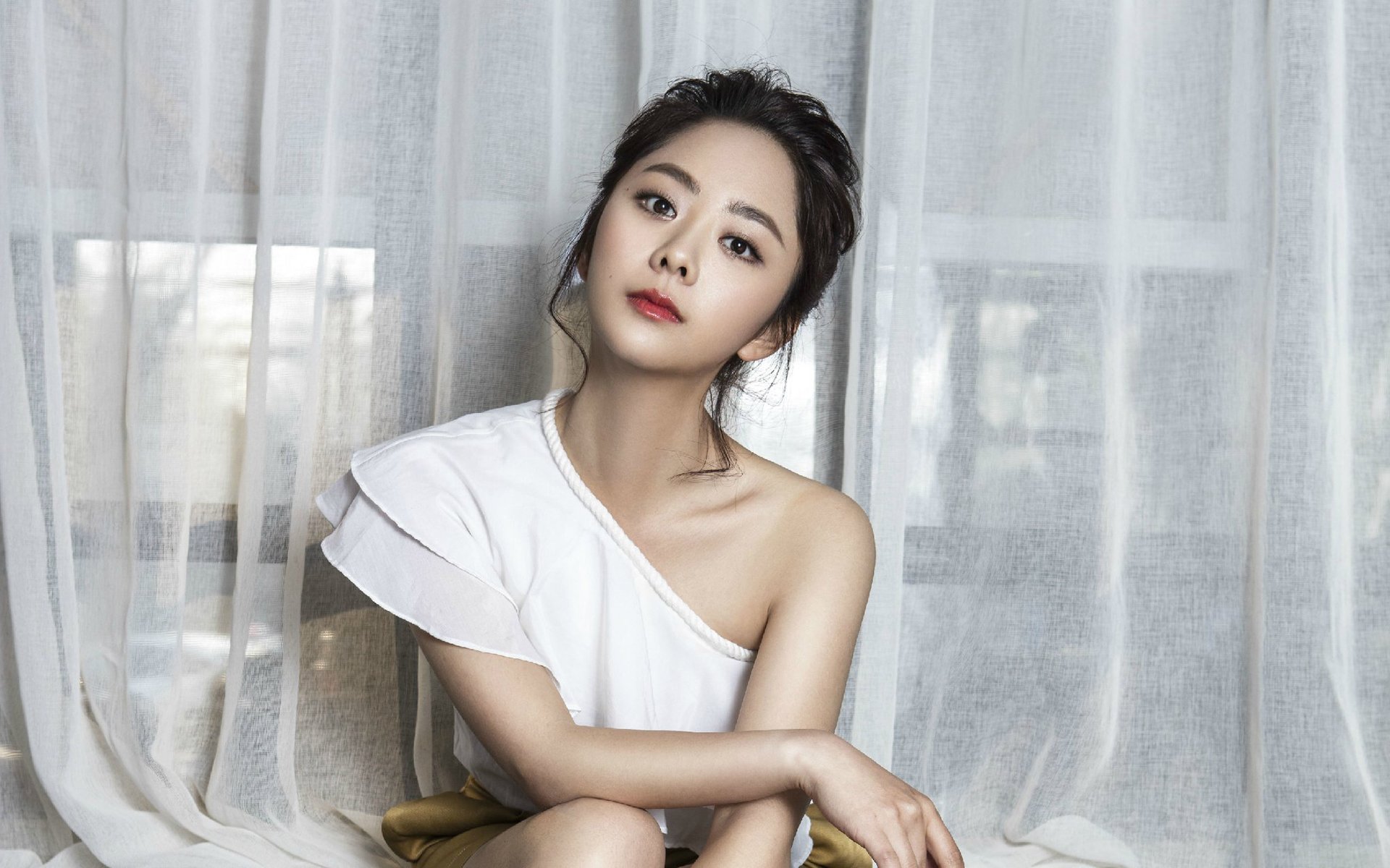 内地明星,谭松韵