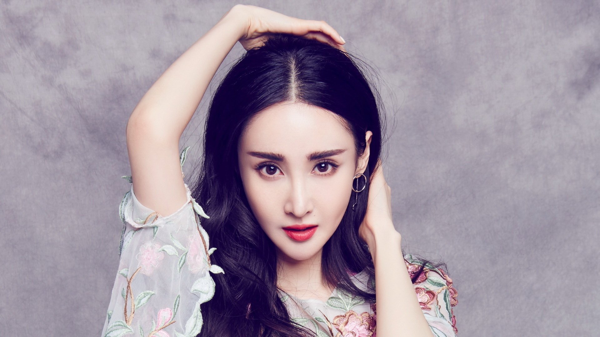 内地明星,王若心