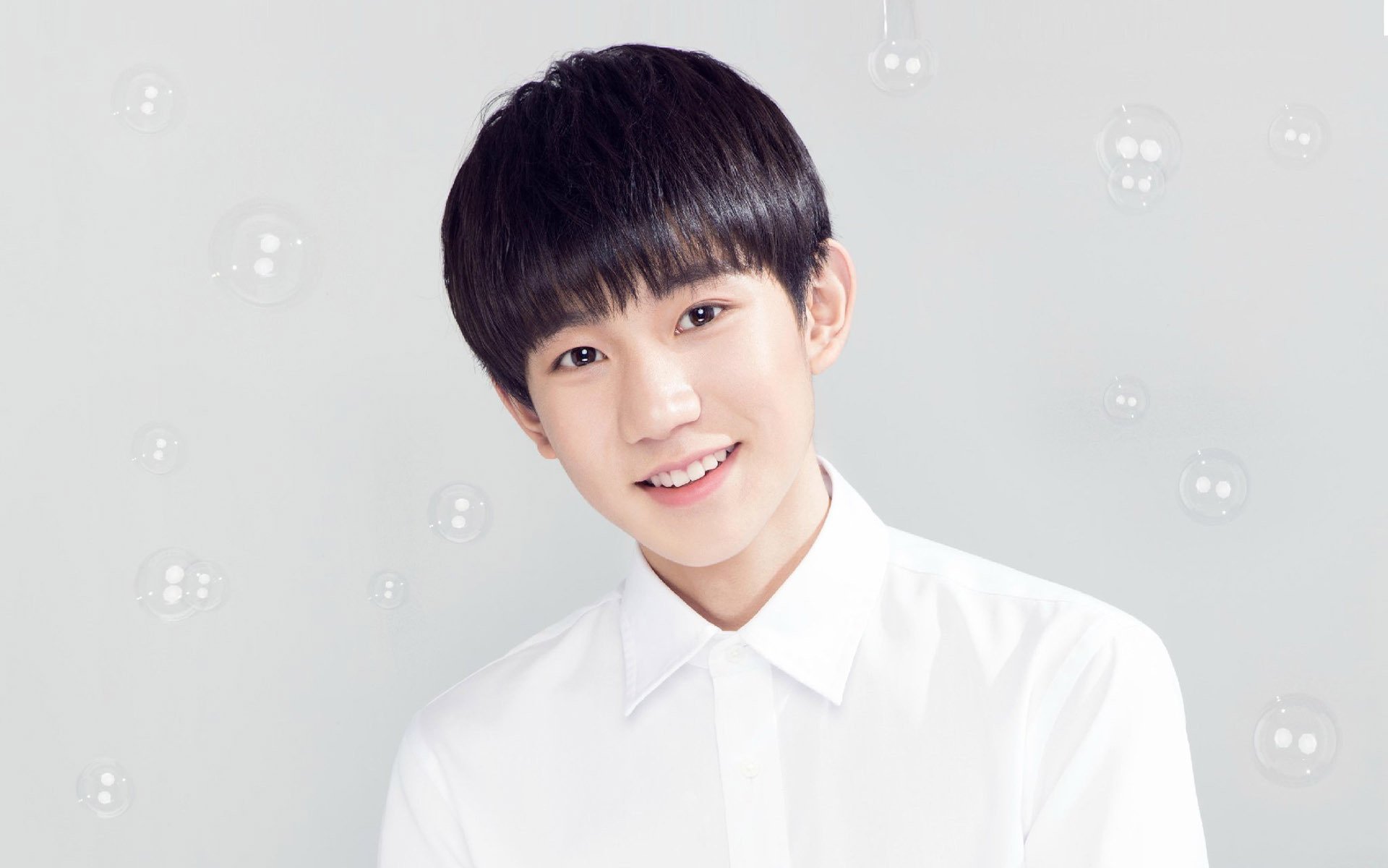 内地明星,TFBOYS,王源