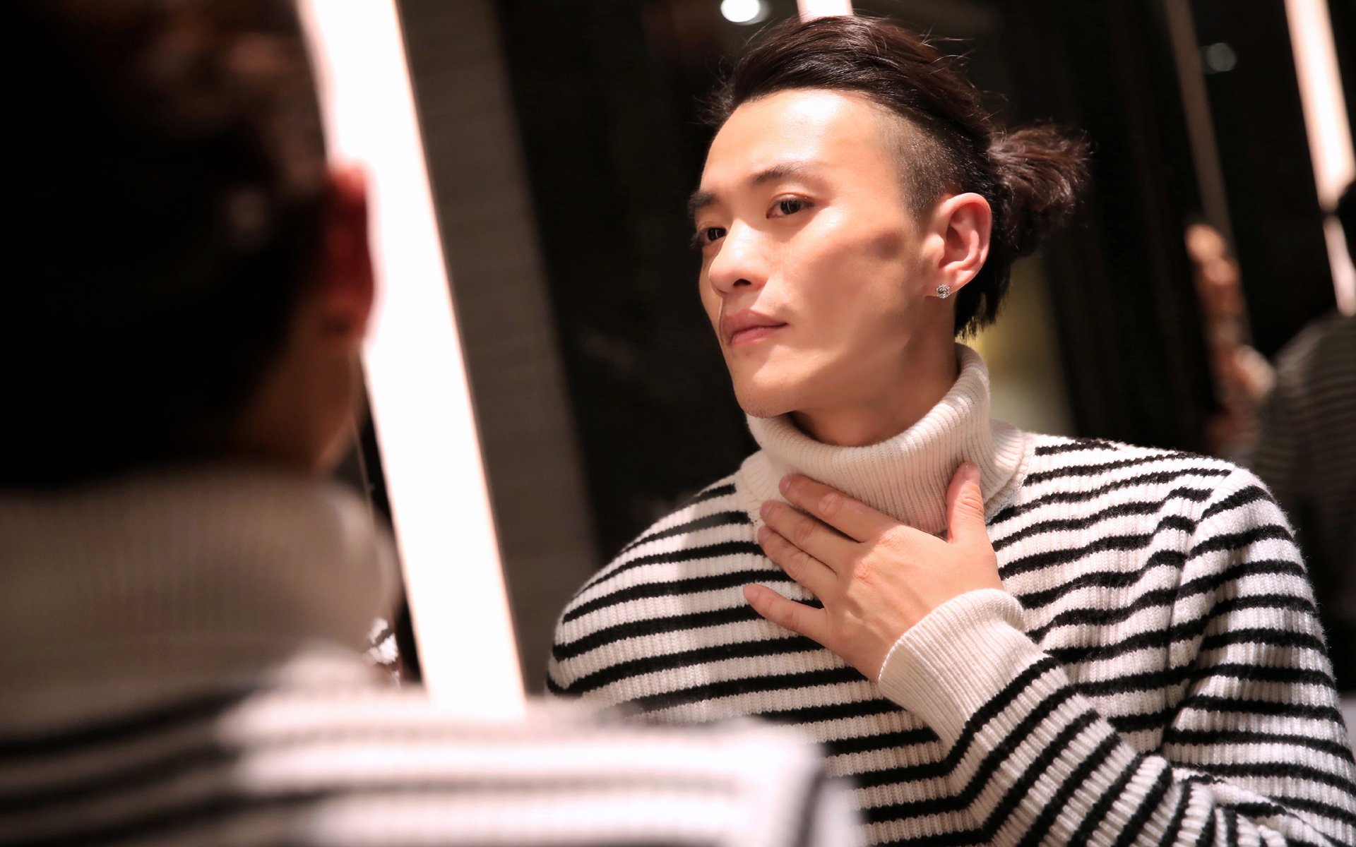 内地明星,周一围