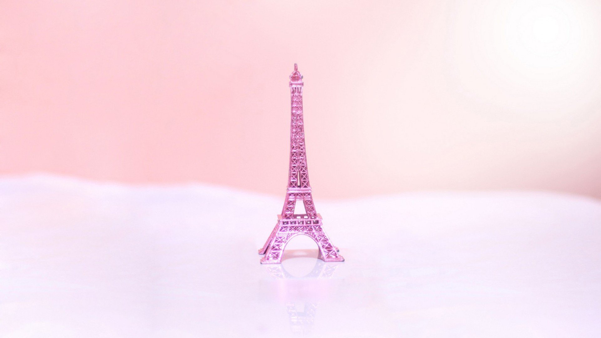 爱情,埃菲尔铁塔