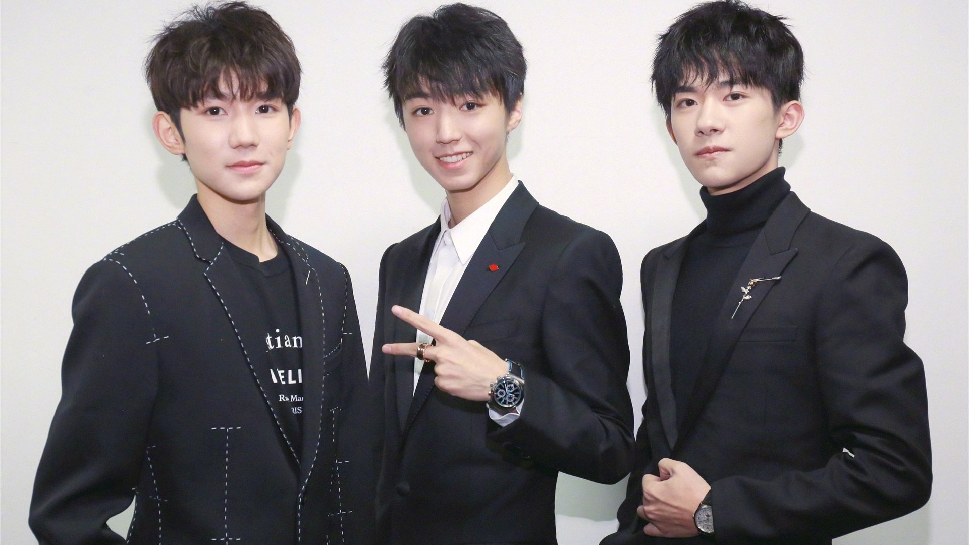 内地明星,TFBOYS,王俊凯,易烊千玺,王源