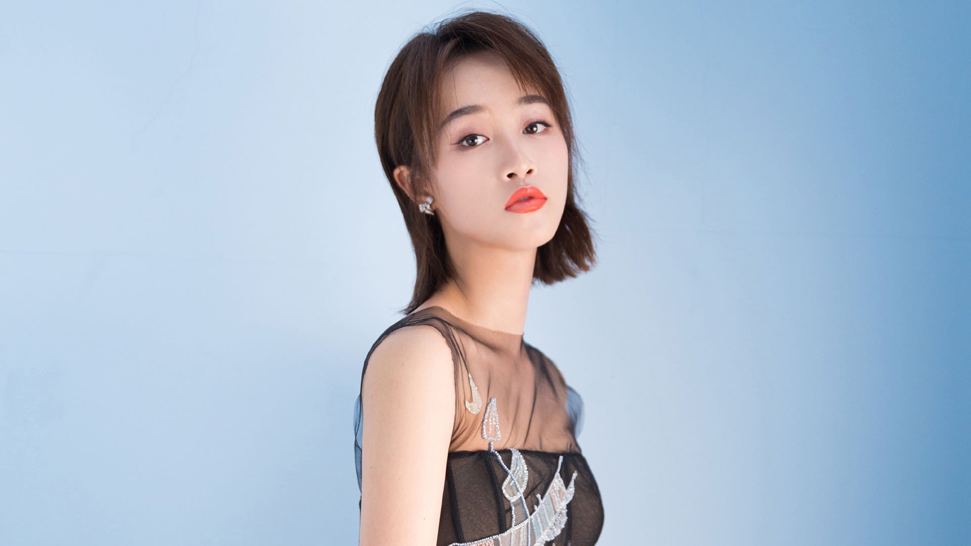 明星风尚,蓝盈莹