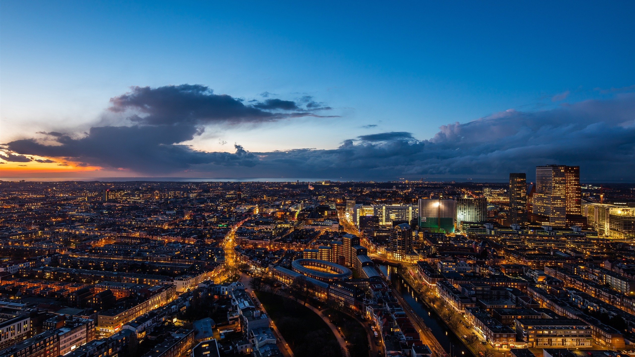 风景,2K,城市夜景,荷兰海牙,夜晚,城市,天际线