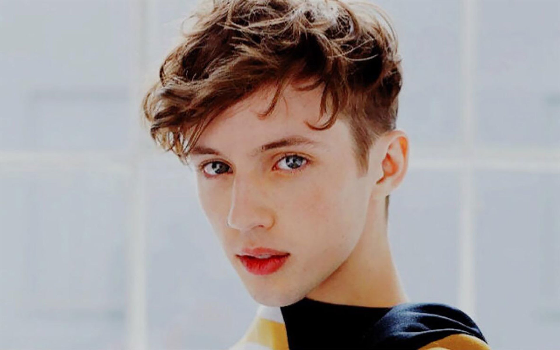 明星风尚,特洛耶