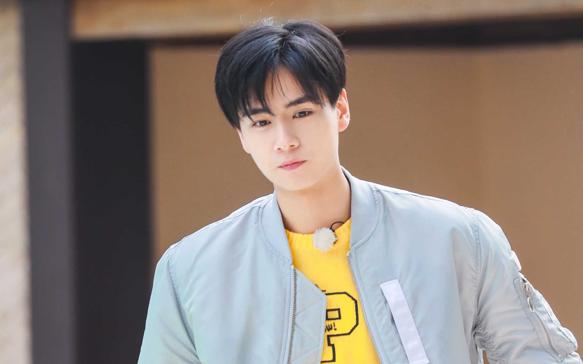 明星风尚,胡一天