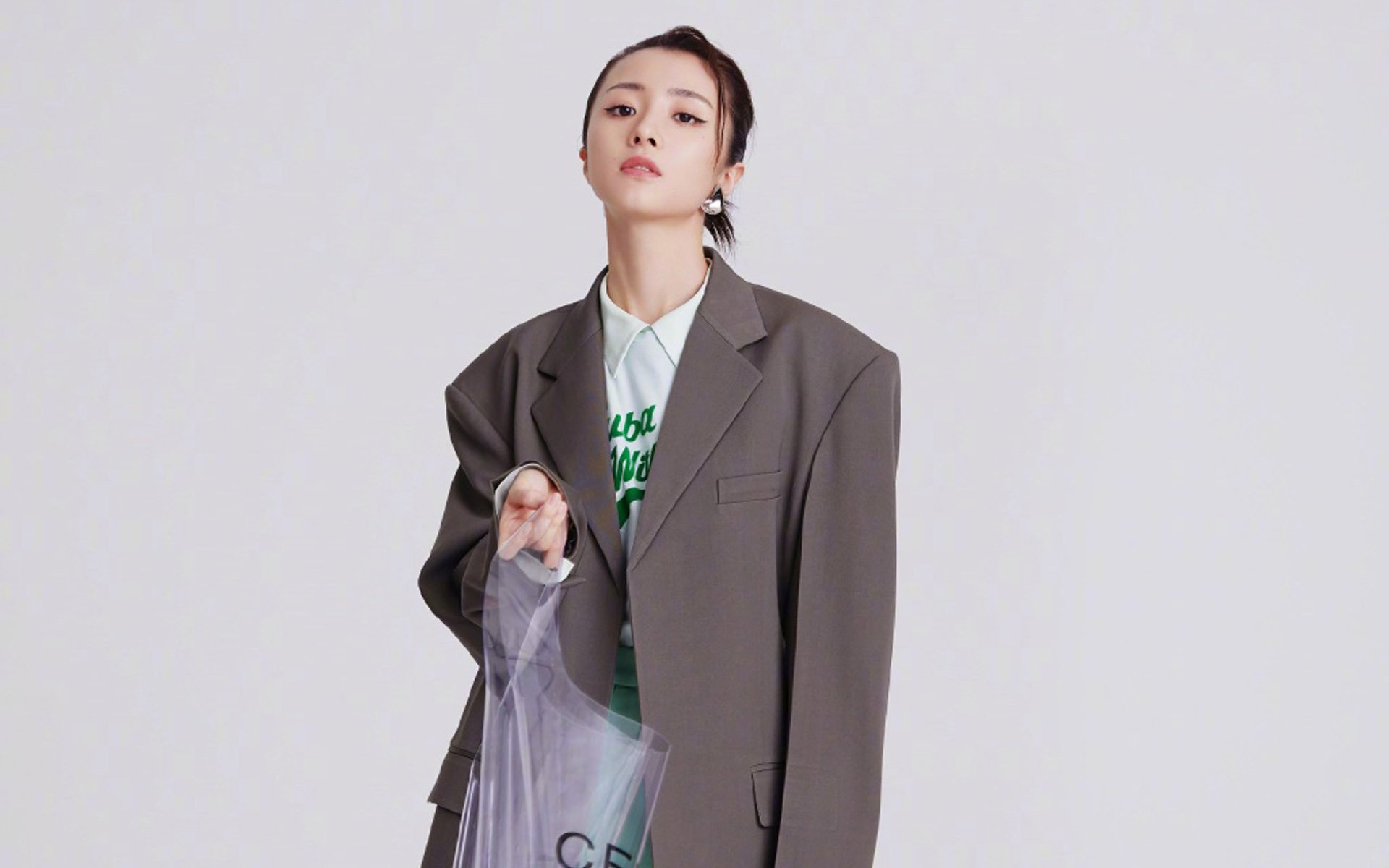 内地明星,胡冰卿