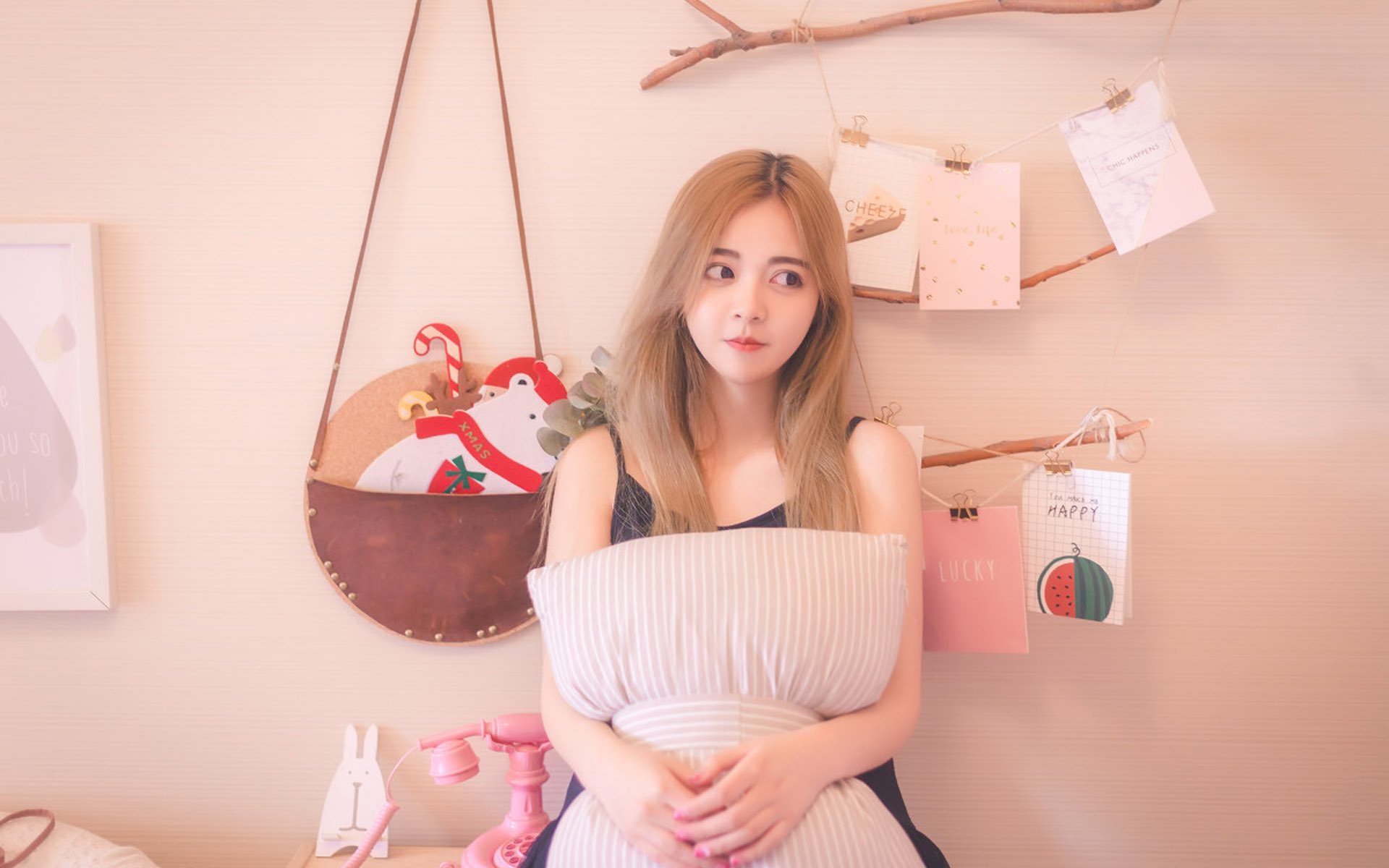 清纯,俏皮,灵动,可爱,长发美女