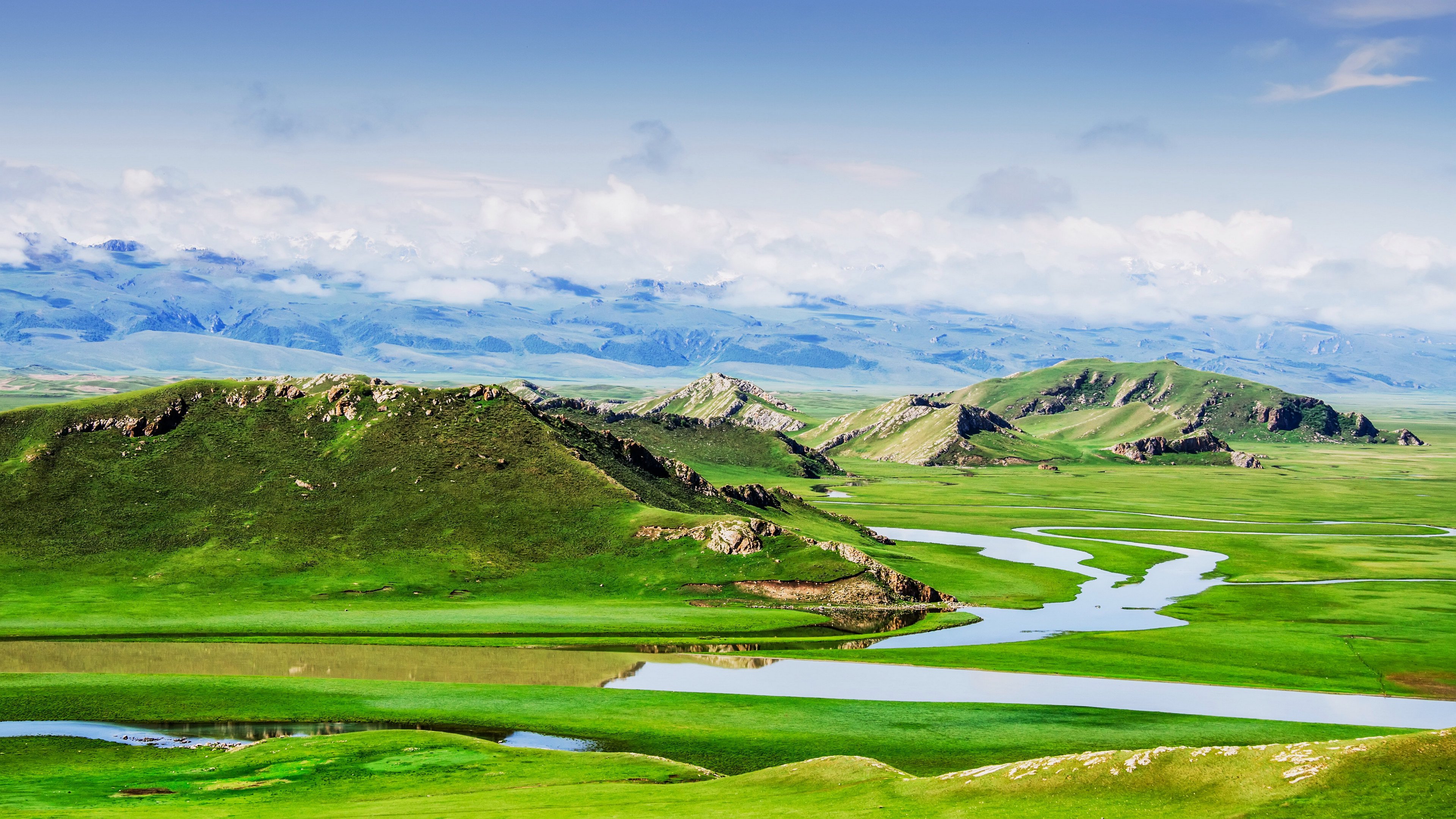 巴音布鲁克草原