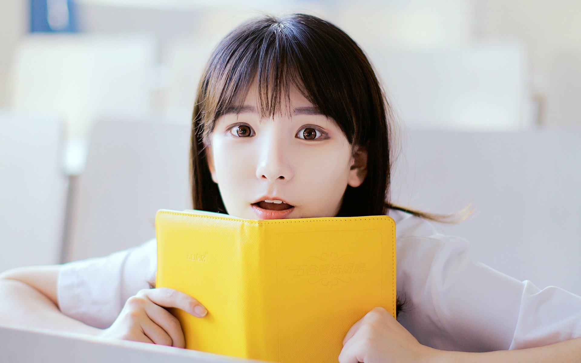 小清新美女,安静