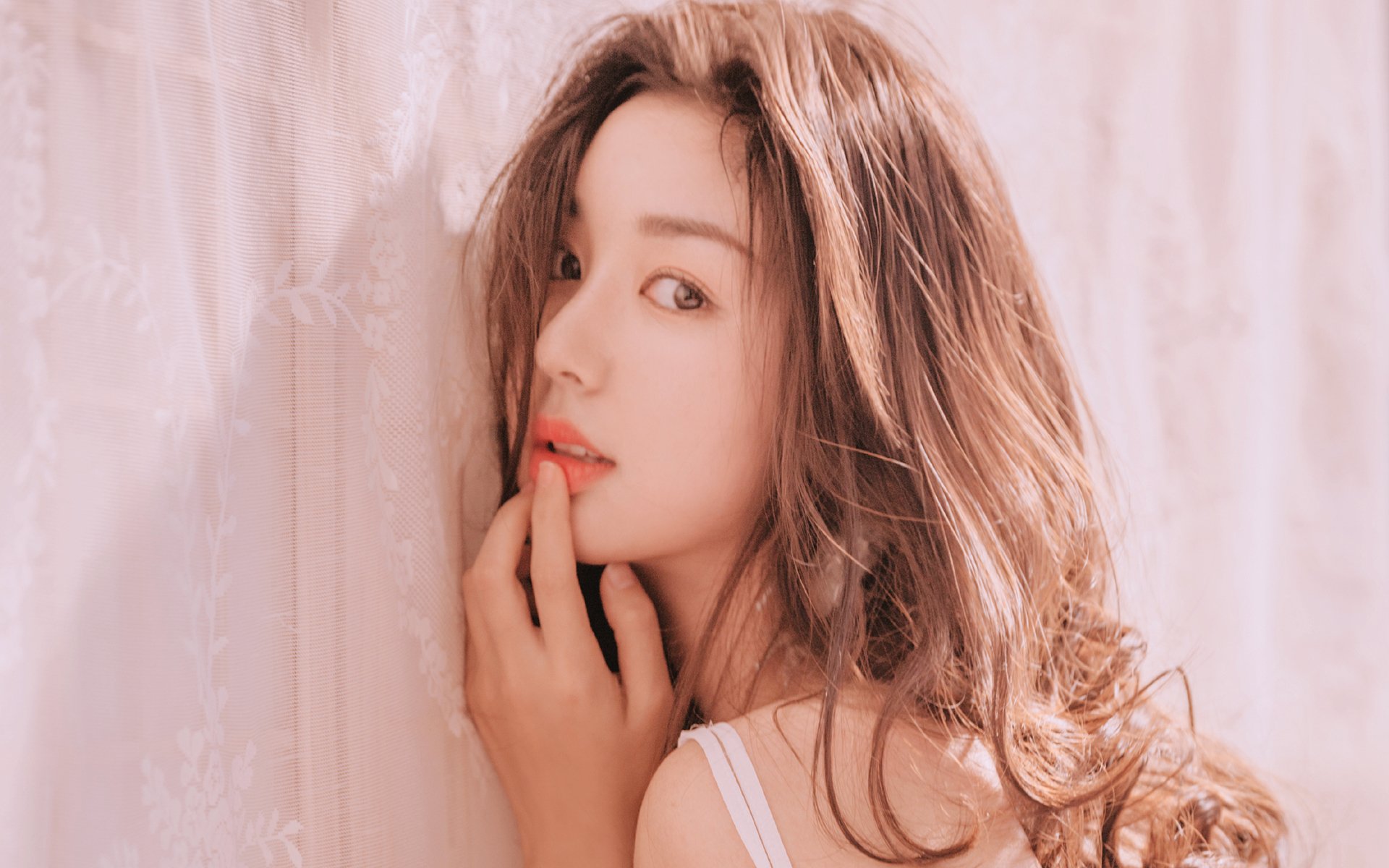 性感女神,性感蕾丝吊带美女