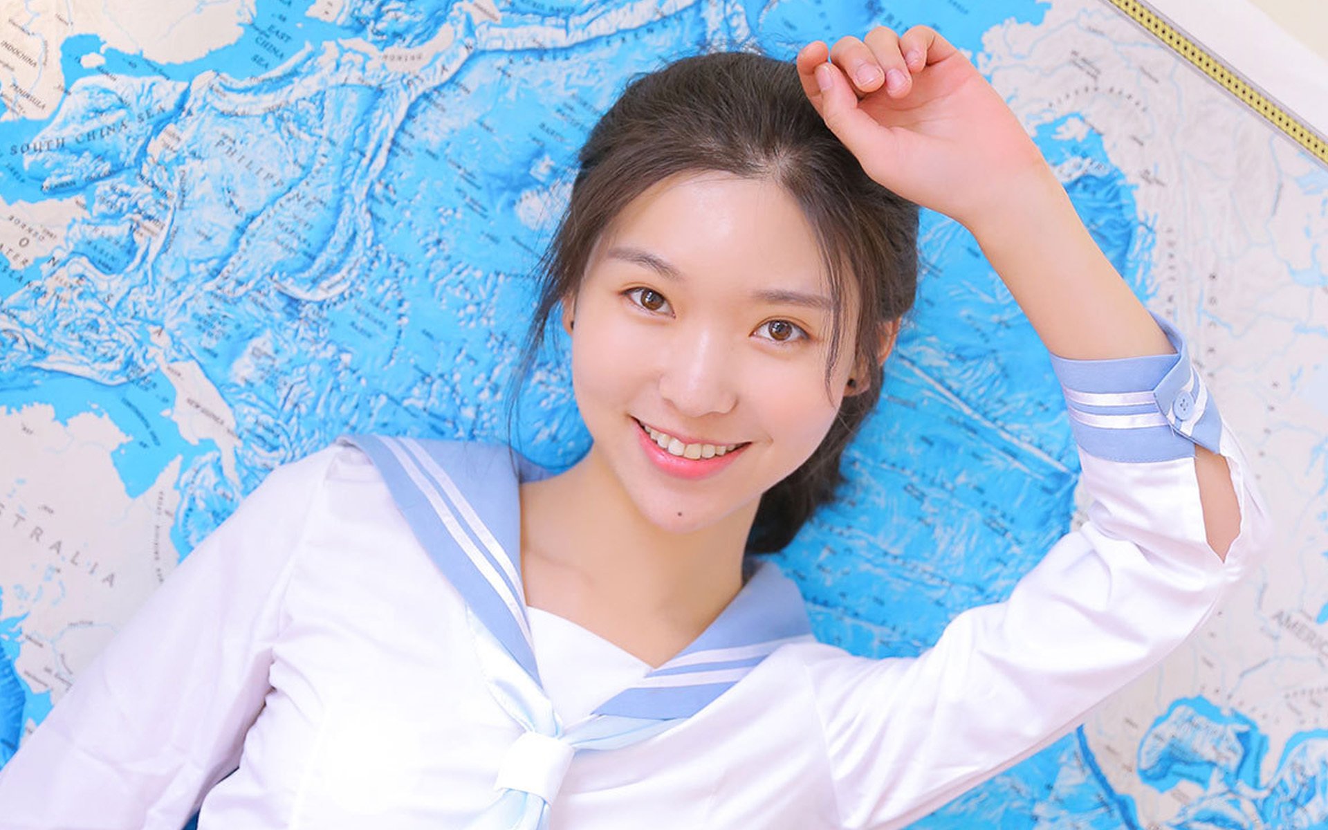 清纯,教室校服美女性感