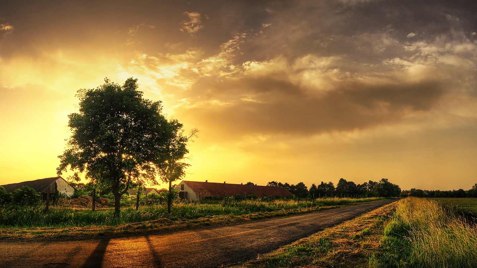 落日余晖,夜幕下的山川湖泊美景
