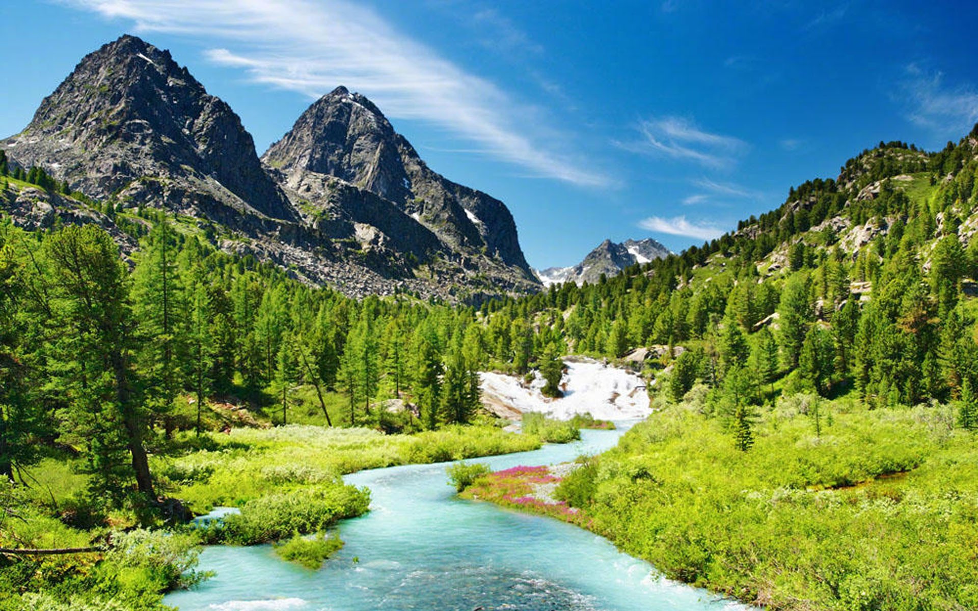 蓝天白云,清新怡人自然风光