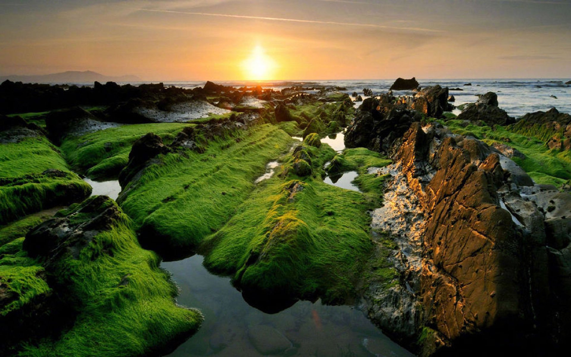 落日余晖,黄昏下的自然风景