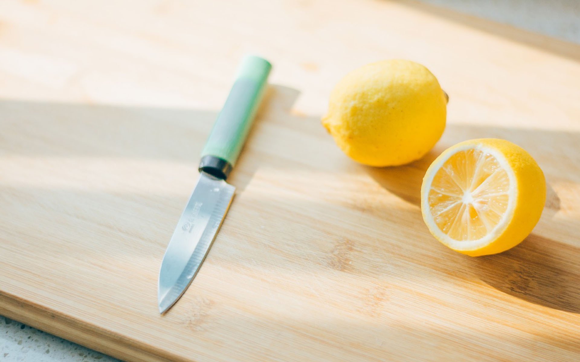 静物写真,安静的桌面,水果刀,水果