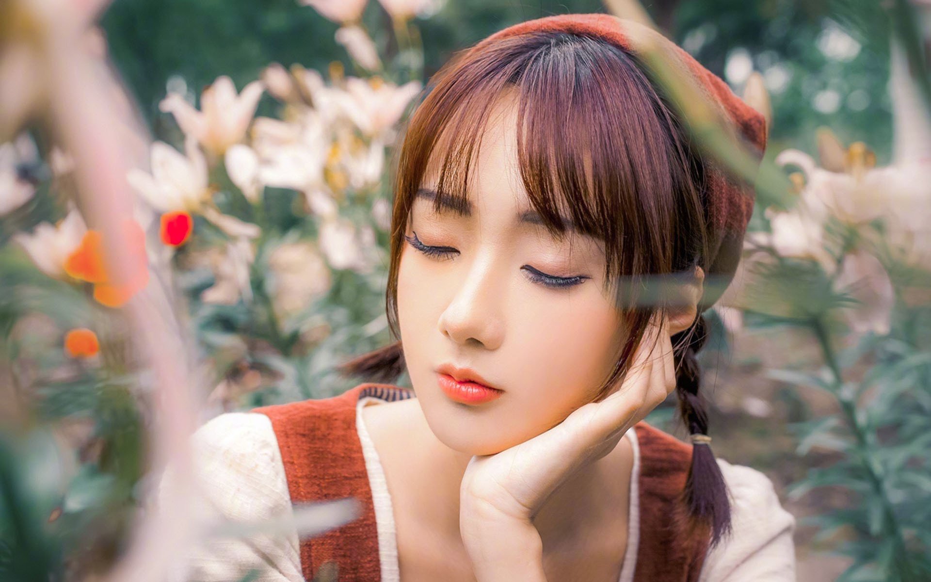 清纯,甜美少女,唯美花丛