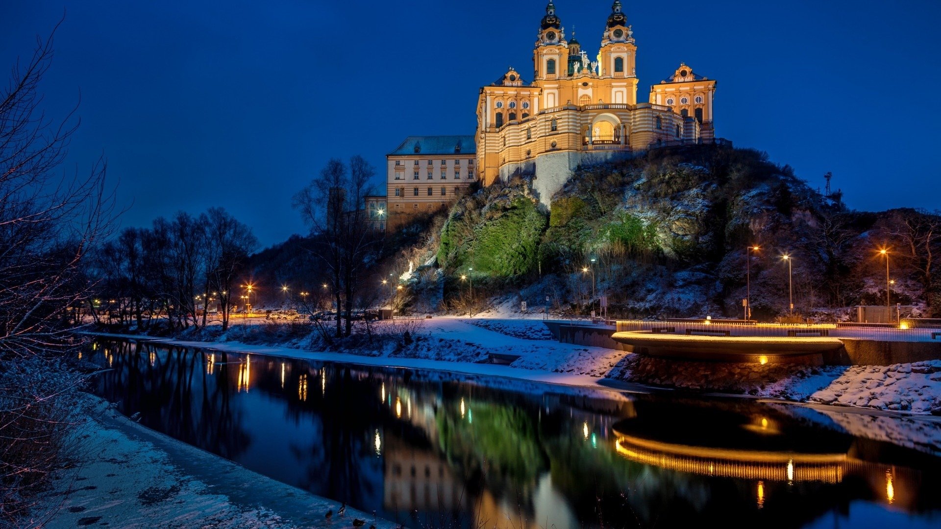 城市夜景,西班牙城市风景,建筑,复古