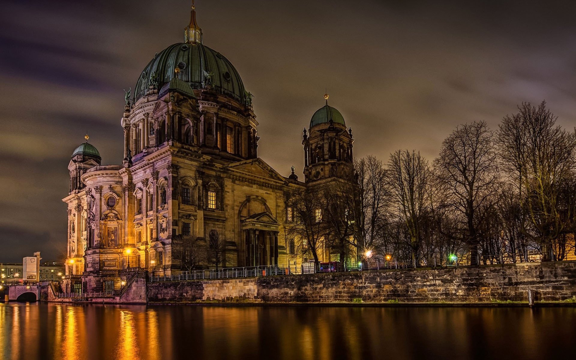 城市夜景,柏林大教堂建筑风景
