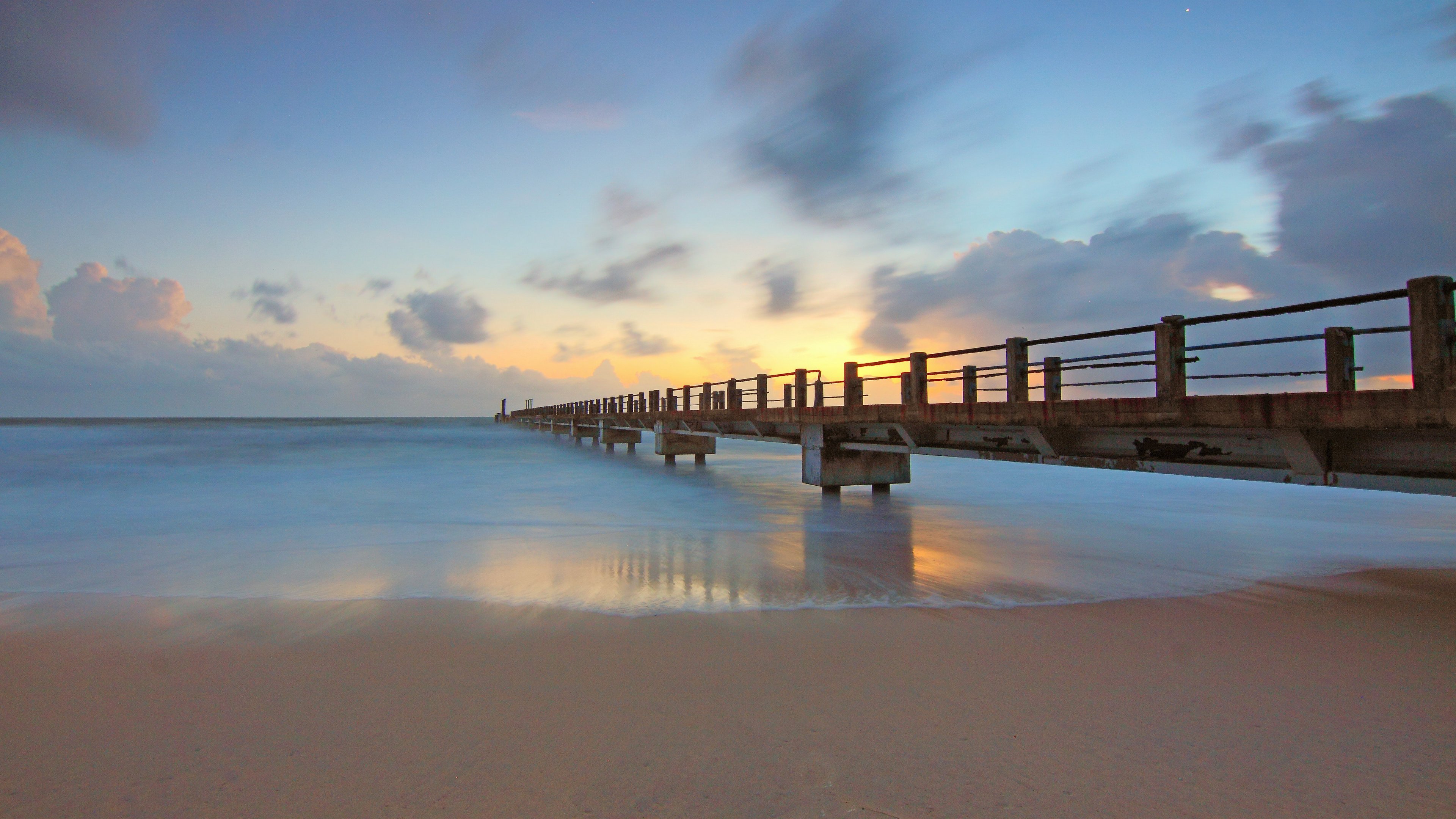 海上栈桥,夜幕,日落,唯美