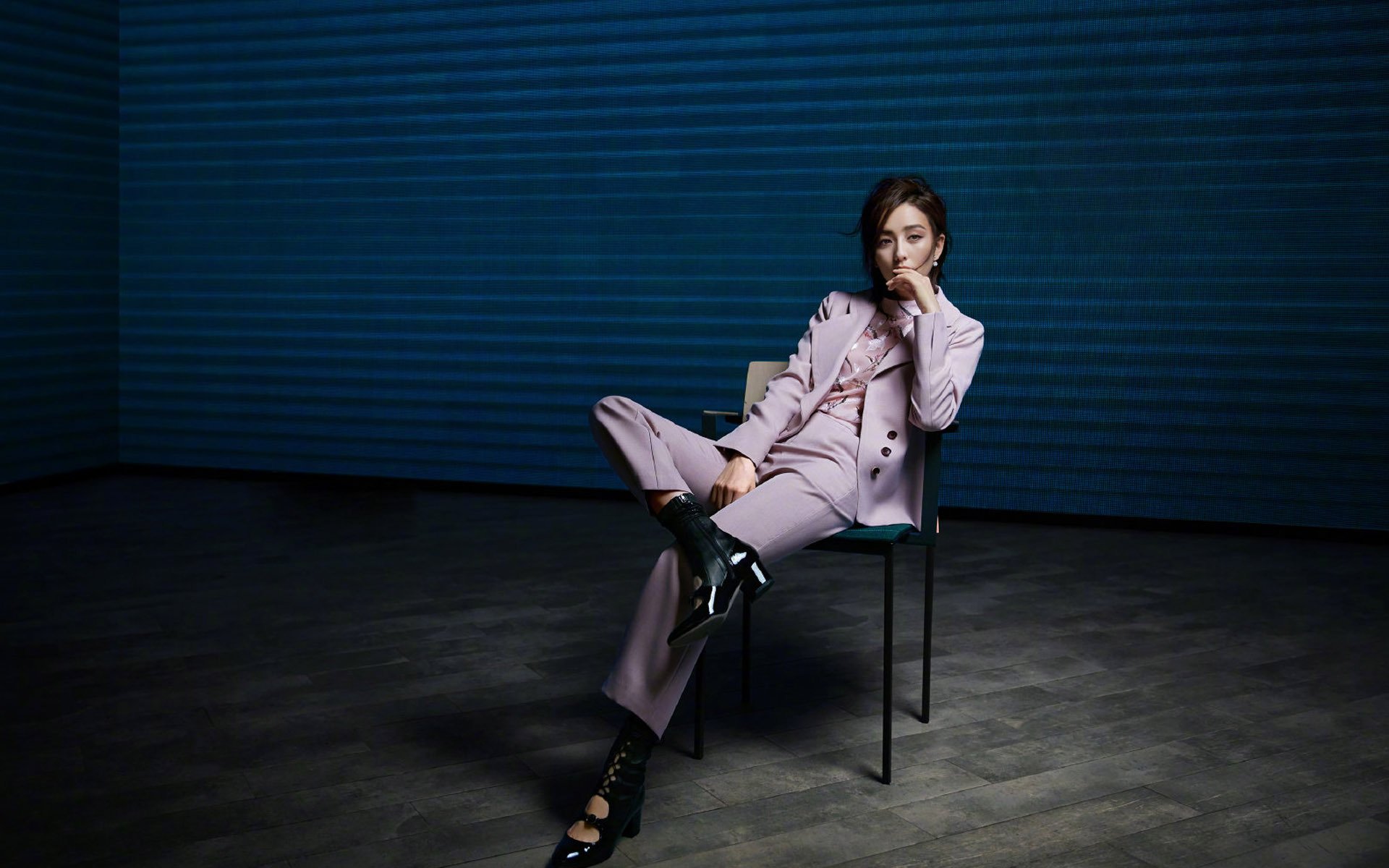 女明星,佟丽娅,男装,帅气