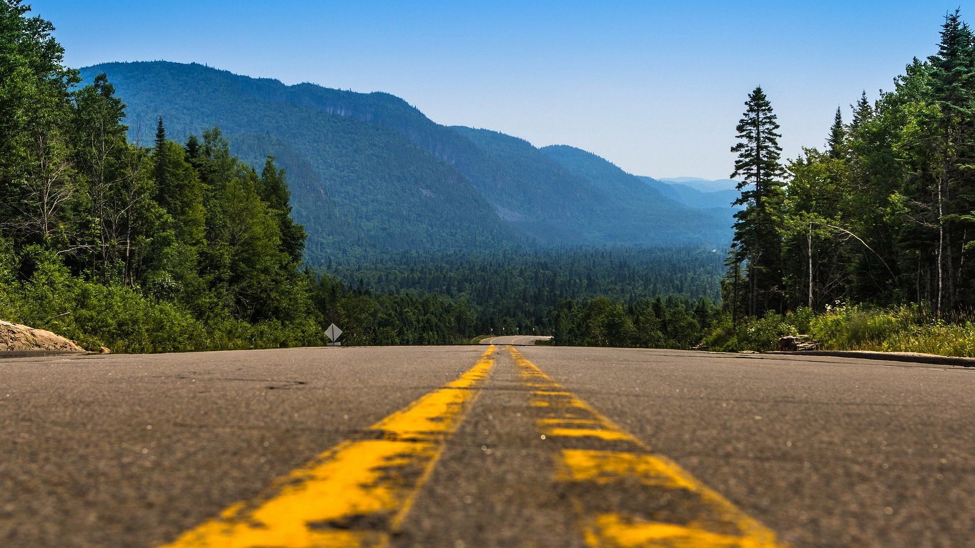 公路,远方,高山,白云