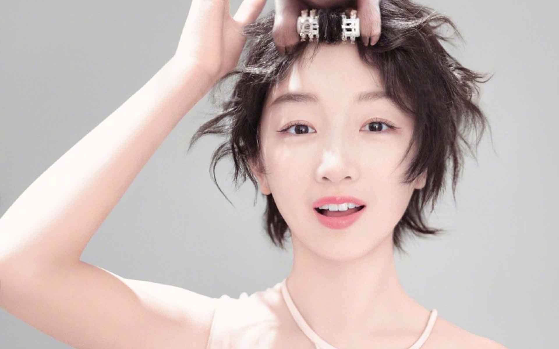 明星风尚,周冬雨