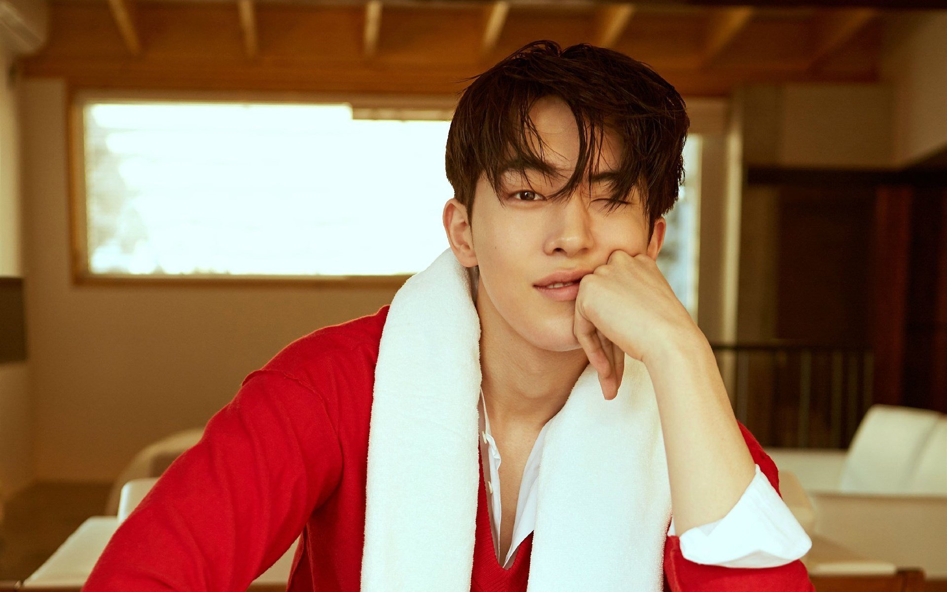 明星风尚,南柱赫