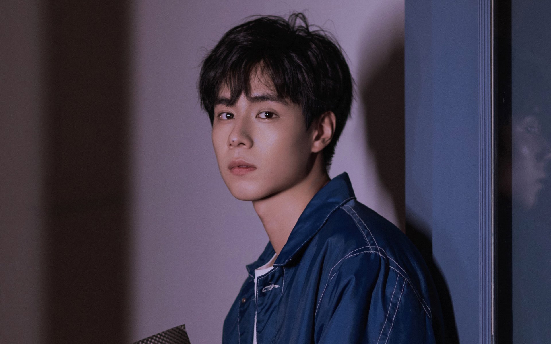 明星风尚,胡一天