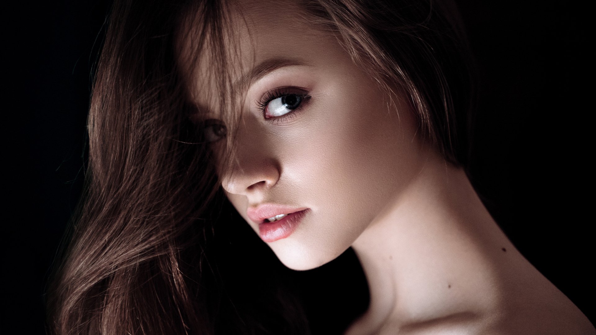 欧美女神,锁骨,香肩,长发