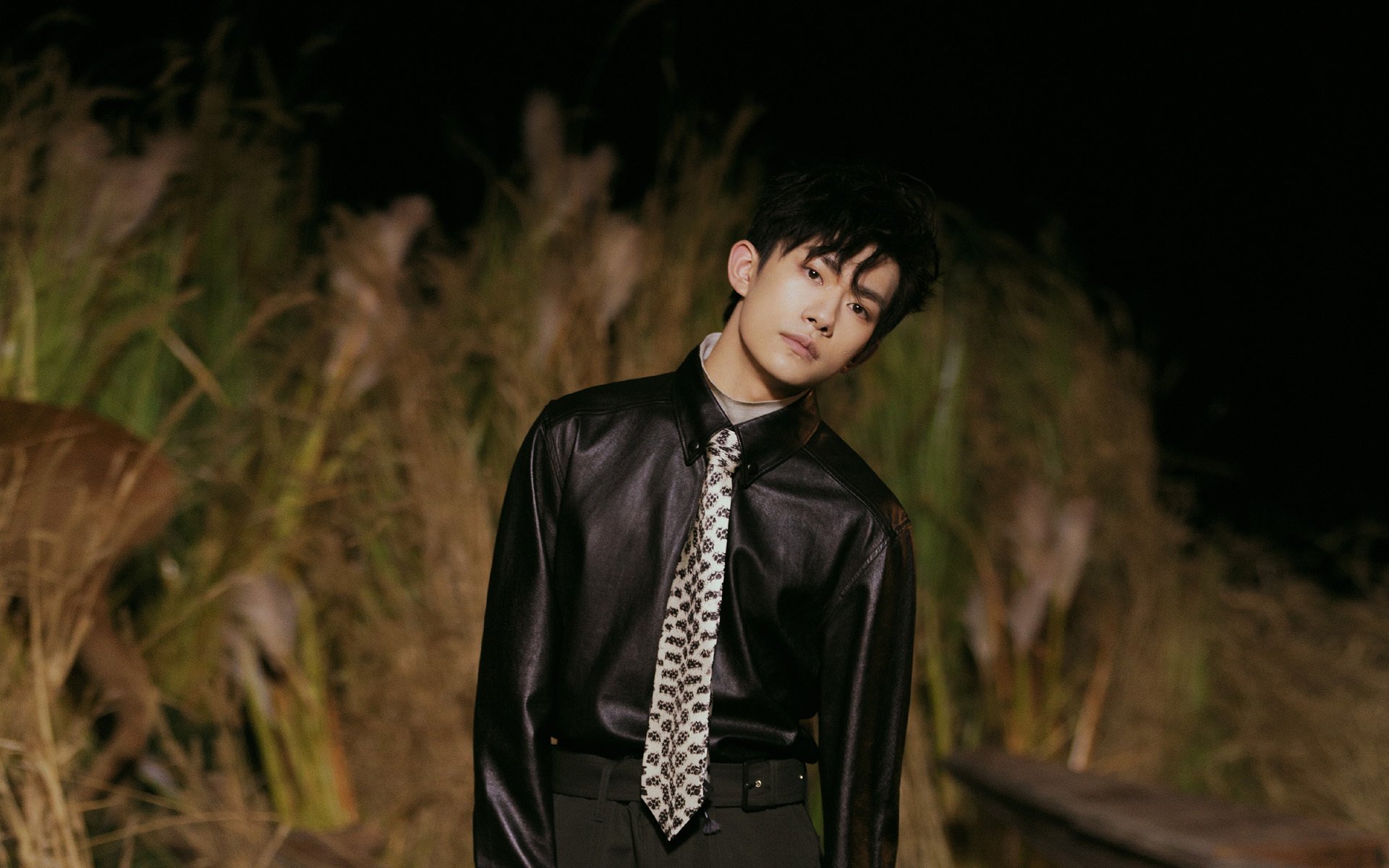 明星风尚,易烊千玺