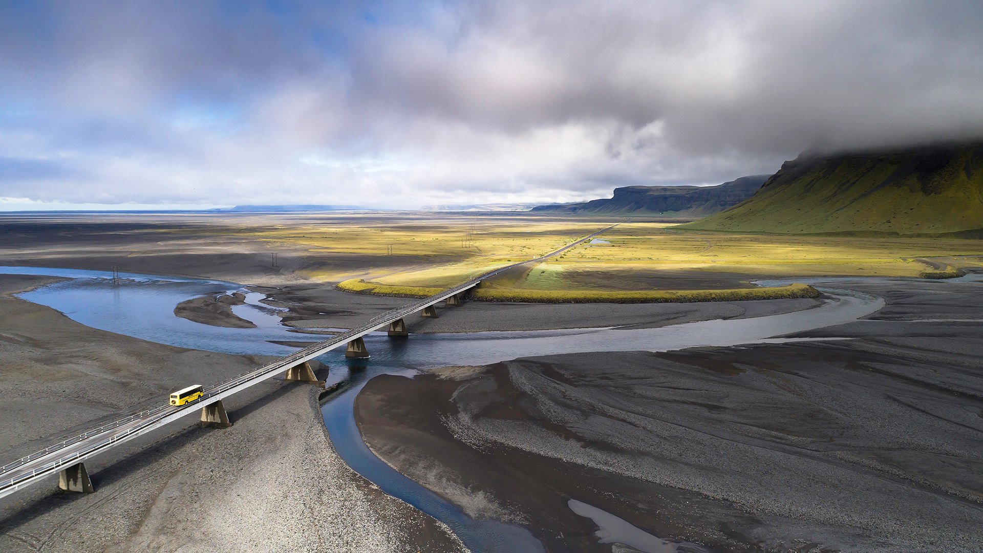 自然风光,平原,小溪