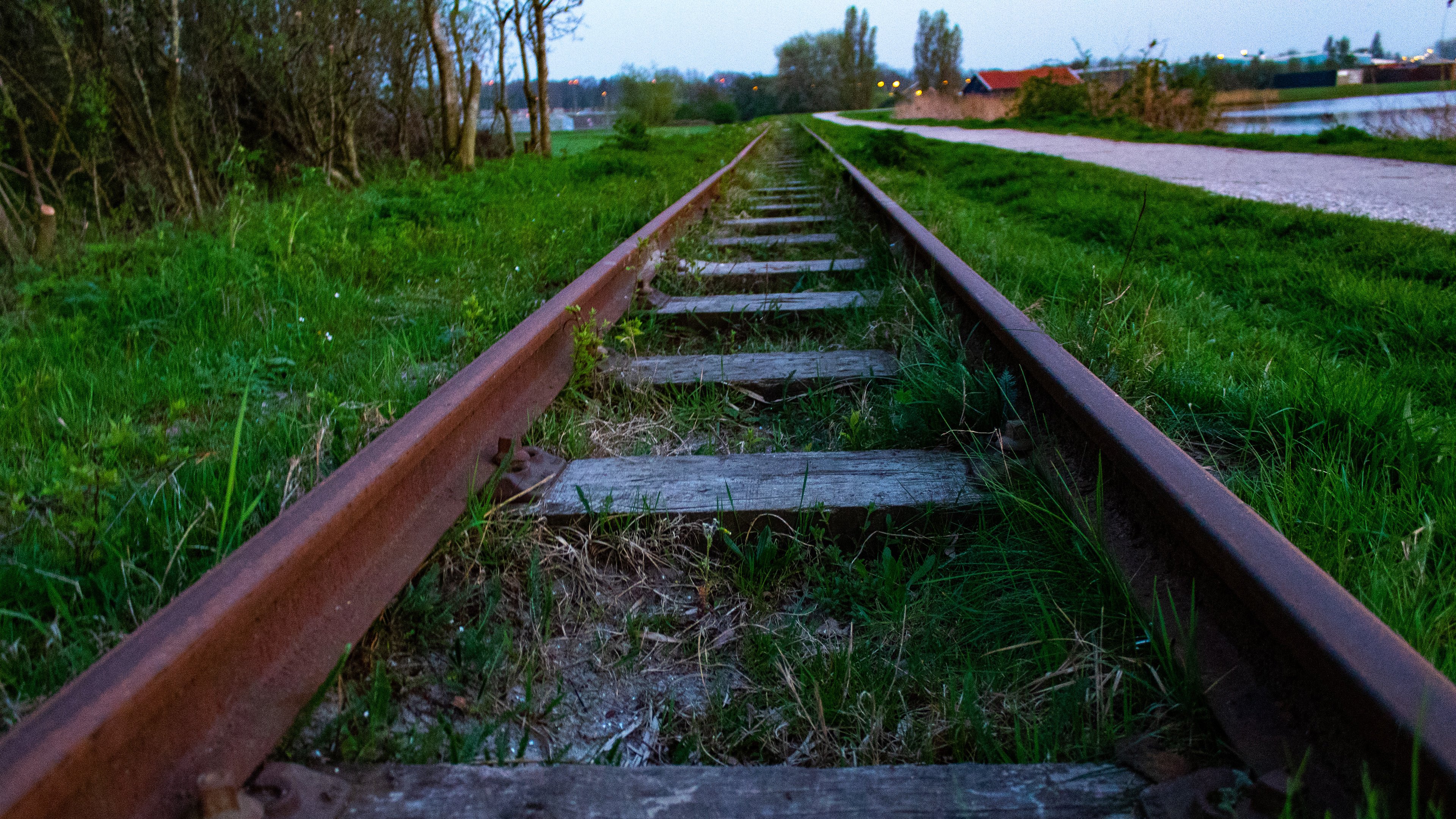 铁轨,铁路,前行